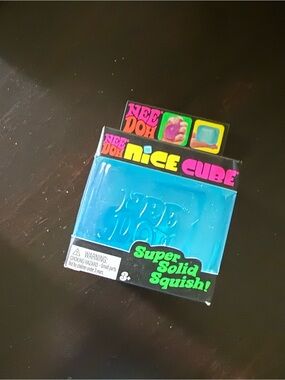 Set of 2 NeeDoh Nice Cubes Super Solid Squish - Blue and Pink